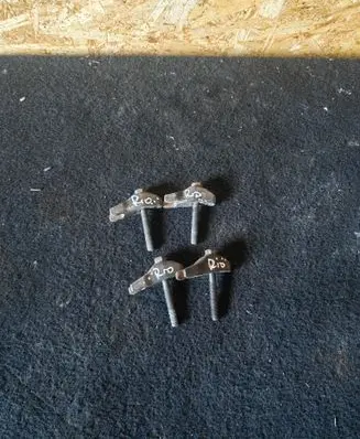 KIA Rio Fuel Injector clamp holder 