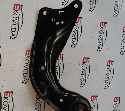 Mazda 3 III Rear suspension control arm B45A