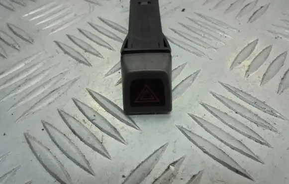 Volvo V50 Hazard light switch