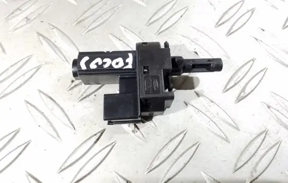 Clutch pedal sensor