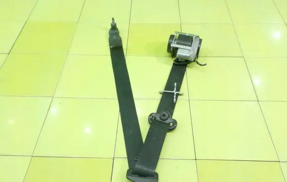 Ford Focus Front seatbelt BM5161294ADW BEZPIECZENSTWA