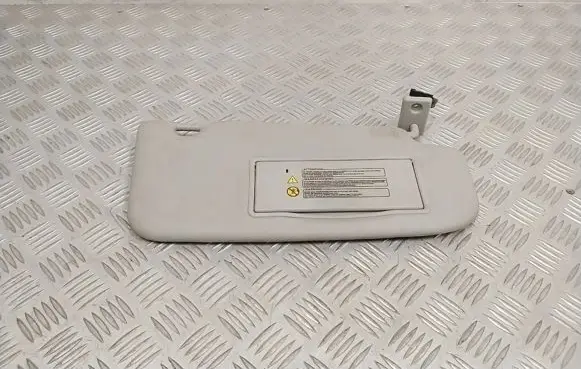Nissan Qashqai Sun visor