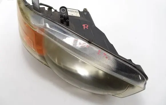 Mitsubishi Colt Headlight/headlamp qbr