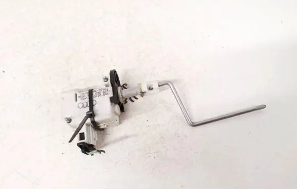 Audi A4 S4 B7 8E 8H Central locking motor 8e0862153a