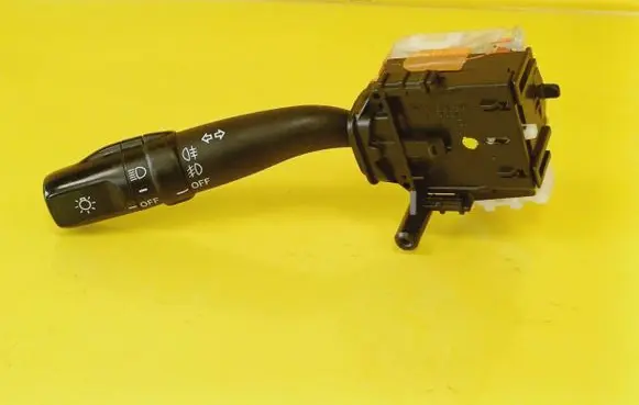 Toyota Corolla Verso E121 Indicator stalk 173650