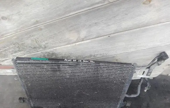 Volkswagen PASSAT B5.5 A/C cooling radiator (condenser) 3BO260401