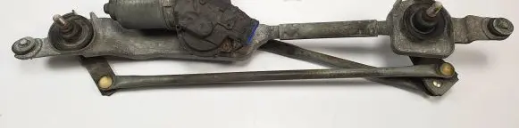 Opel Insignia A Front wiper linkage and motor