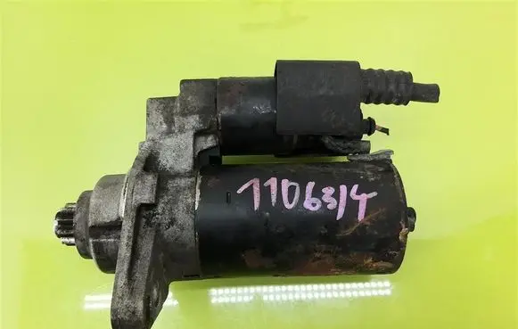 Seat Altea Starter motor 1005831311