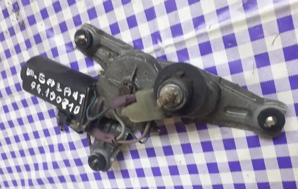 Mitsubishi Galant Rear window wiper motor