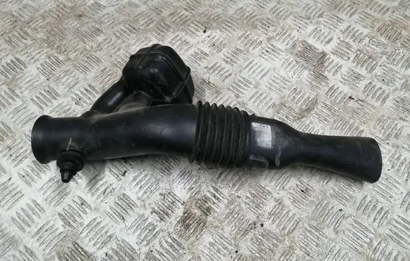 Intake resonator