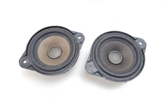 Panel speaker