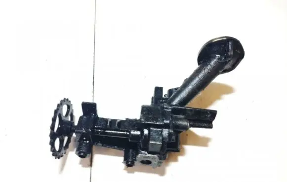 Renault Scenic I Oil pump 7700600252