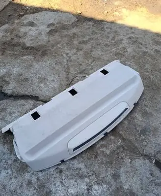 Parcel shelf