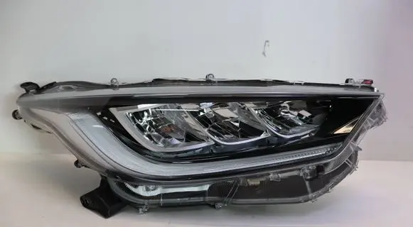 Toyota Yaris XP210 Headlight/headlamp 