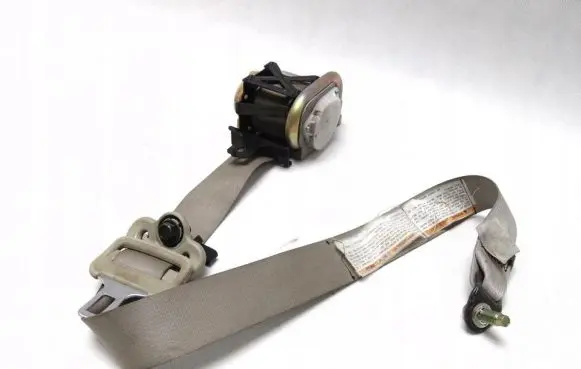 Infiniti FX Front seatbelt