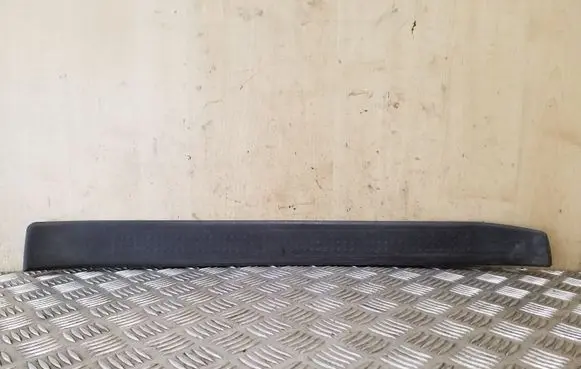 Front sill trim cover