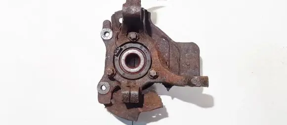 Opel Zafira A Front wheel hub