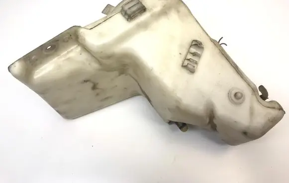 Mercedes-Benz C W202 Windshield washer fluid reservoir/tank 2028690020