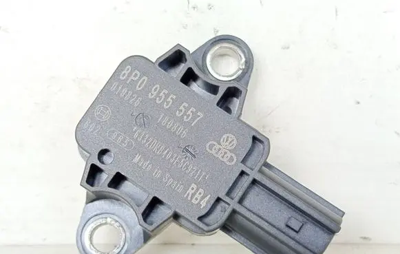 Audi A4 S4 B7 8E 8H Airbag deployment crash/impact sensor 8P0955557 019826 180806