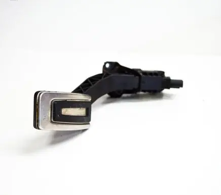 Volkswagen Golf VII Accelerator throttle pedal