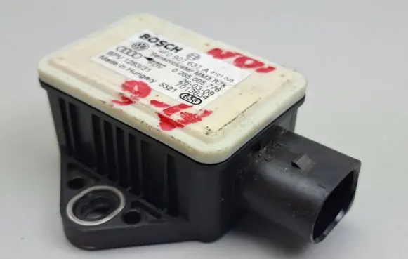 Audi A6 S6 C6 4F ESP acceleration yaw rate sensor 4F0907637A 7013634 0265005776