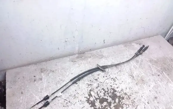 Volvo S40, V40 Gear shift cable linkage 30614219