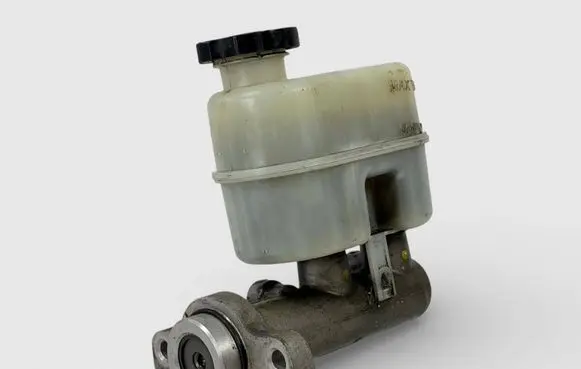 Cadillac Escalade Master brake cylinder 15844166 15821794