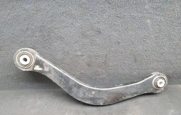Rear control arm
