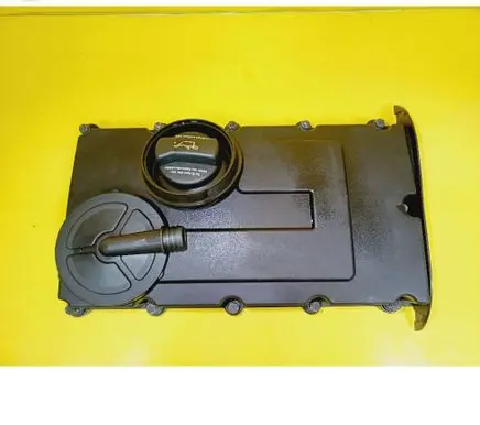 Volkswagen Golf V Rocker cam cover 03G103475