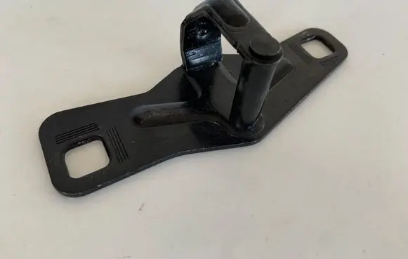 Audi A4 S4 B8 8K Loading door lock loop/hook striker 8T0827507