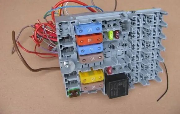 Fiat 500X Fuse box set 51987784