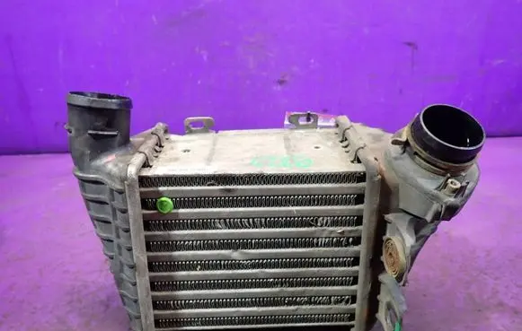 Volkswagen Golf IV Intercooler radiator