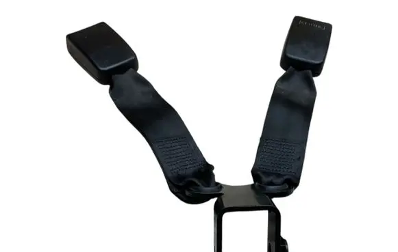 Nissan Terrano Rear seatbelt buckle 888627F620