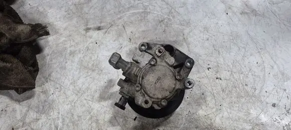 Mercedes-Benz R W251 Power steering pump