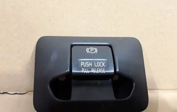 Volvo V60 Hand parking brake switch 31334637