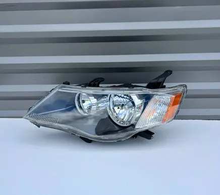Mitsubishi Outlander Headlight/headlamp P5585 P5587