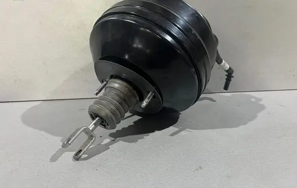 BMW 3 GT F34 Brake booster 6798424 22201162497 1162427