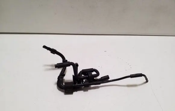 Volkswagen Golf V Vacuum line/pipe/hose 03G131051FL