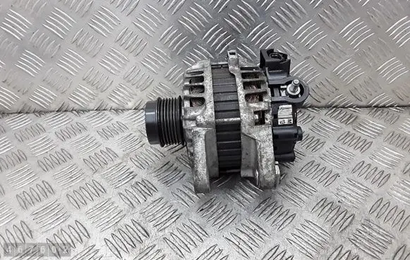 KIA Ceed Generator/alternator 373002b710