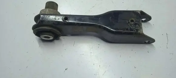 Land Rover Discovery 5 Rear control arm JLR1221443
