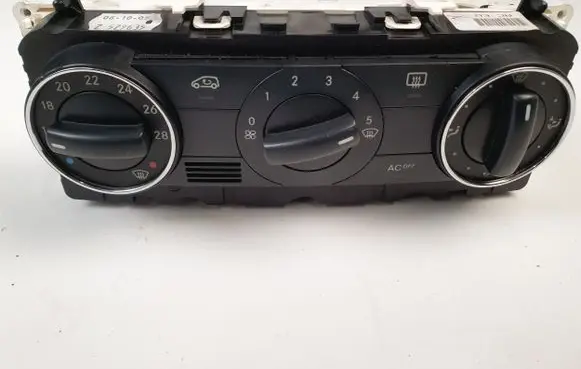 Mercedes-Benz A W169 Climate control unit A1698301385