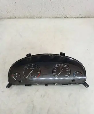 Peugeot 406 Speedometer (instrument cluster) 9644232180 110080108022