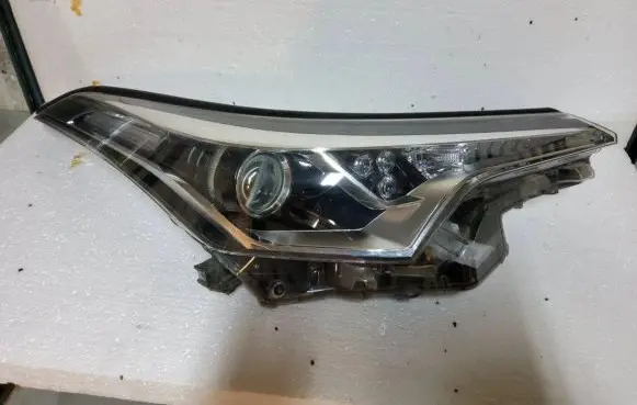 Toyota C-HR I Headlight/headlamp 81110F403000 81130F4031