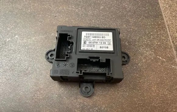 Ford Mondeo MK IV Door control unit/module 7G9T14B533BD