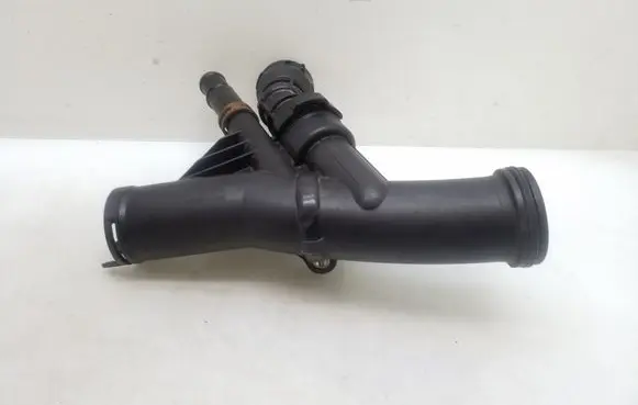 Volkswagen Touran III Engine coolant pipe/hose 04L121071E 04L121026F