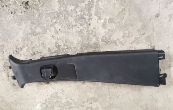(B) pillar trim (top)