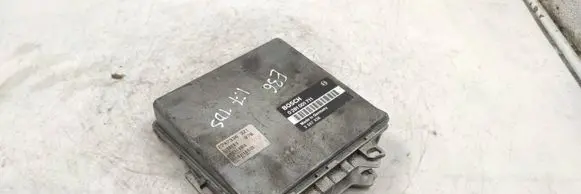BMW 3 E36 Engine control unit/module 2247336 2247335 0281001711