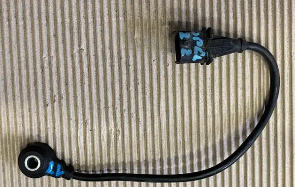 Opel Vectra C Detonation knock sensor 24456516 GM03296