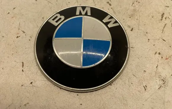 BMW 5 F10 F11 Manufacturers badge/model letters 7057794