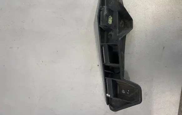 Renault Master III Front bumper mounting bracket 620430006R
